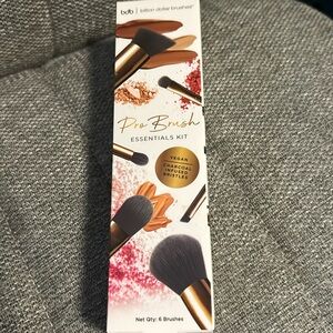 Billion Dollar Brushes set